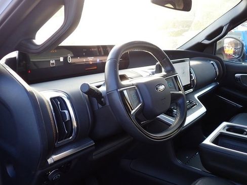 Used 2025 Ford Expedition Tremor image 16