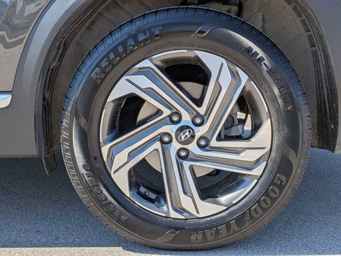 Used 2022 Hyundai Santa Fe SEL w/ Convenience Package image 13