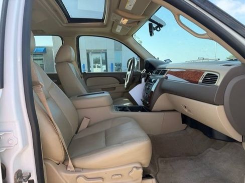 Used 2013 Chevrolet Tahoe LT w/ Texas Edition RWD image 9