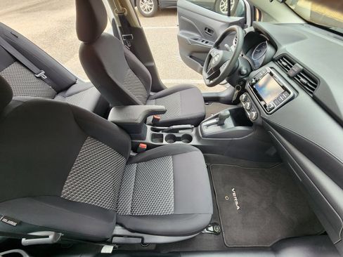Used 2023 Nissan Versa S w/ S Plus Package FWD image 8