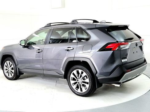 Used 2025 Toyota RAV4 Limited w/ Advanced Technology Package AWD/4WD image 4