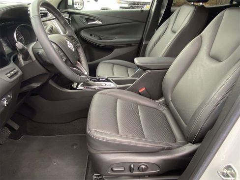 Used 2022 Buick Encore GX Essence w/ Advanced Technology Package image 13