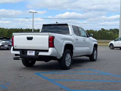 New 2026 Toyota Tacoma SR5 RWD image 5