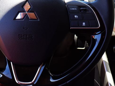 Used 2024 Mitsubishi Eclipse Cross SEL AWD/4WD image 57