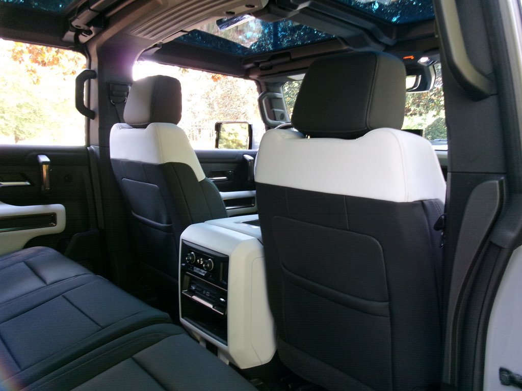 Used 2024 GMC Hummer EV 2X AWD/4WD image 27