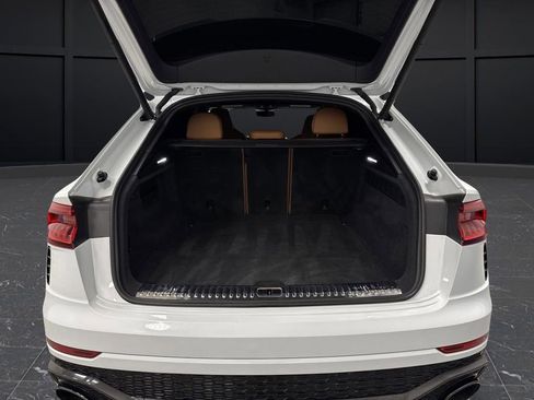 Used 2023 Audi RS Q8 4.0T w/ Black Optic Package image 16