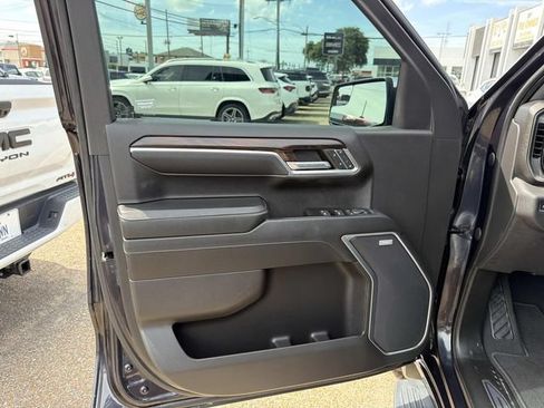 Used 2023 GMC Sierra 1500 SLT w/ SLT Premium Package RWD image 24