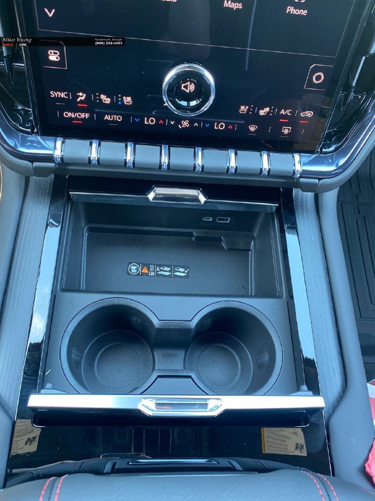 New 2026 GMC Yukon AT4 Ultimate w/ LPO, Floor Liner Package AWD/4WD image 25