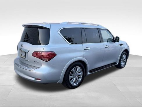 Used 2017 INFINITI QX80 4WD w/ Driver Assistance Package image 30