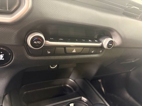 Used 2024 MAZDA CX-50 AWD 2.5 S w/ Preferred Package image 17