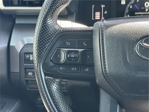 Used 2024 Toyota Tacoma SR5 AWD/4WD image 21