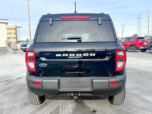 Used 2025 Ford Bronco Sport Badlands image 6