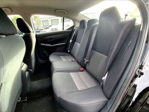 Used 2024 Nissan Sentra SV FWD image 26