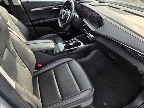 Used 2024 Buick Envision Preferred AWD/4WD image 37