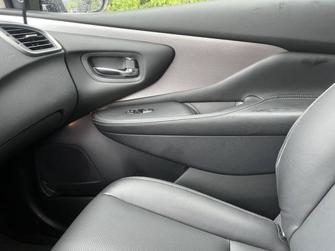 Certified 2023 Nissan Murano SL w/ SL Moonroof Package AWD/4WD image 23