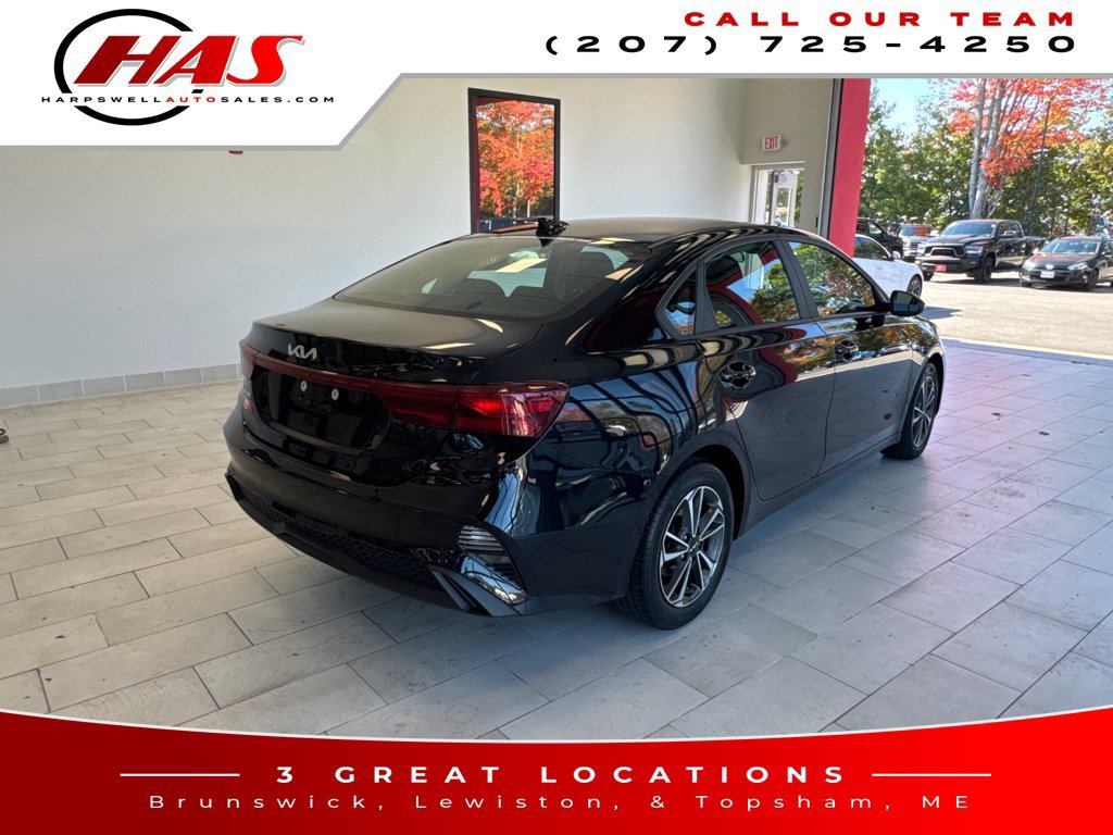 Used 2024 Kia Forte LXS FWD image 6