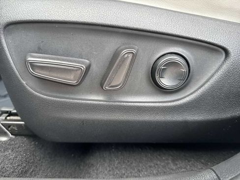 Used 2020 Toyota RAV4 Limited w/ All Weather Liner Package image 17