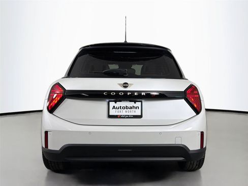Used 2025 MINI Cooper S FWD image 6