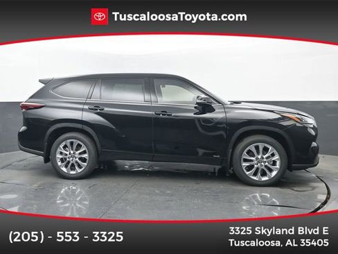 New 2026 Toyota Highlander Limited image 1