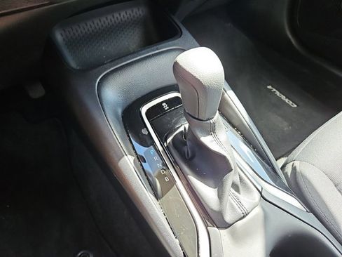 Used 2025 Toyota Corolla LE image 12