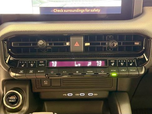 Certified 2025 Toyota Land Cruiser image 13