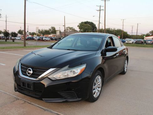 Used 2016 Nissan Altima 2.5 S FWD image 9