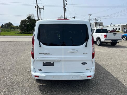Used 2022 Ford Transit Connect XLT FWD image 4