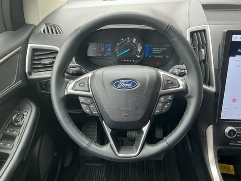 Used 2024 Ford Edge SEL AWD/4WD image 11
