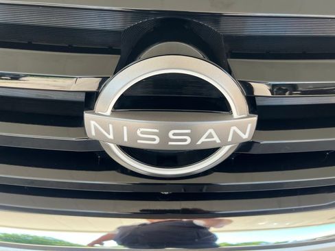 Certified 2024 Nissan Pathfinder Platinum AWD/4WD image 31