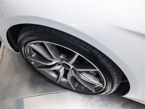 New 2026 Genesis G70 2.5T image 12