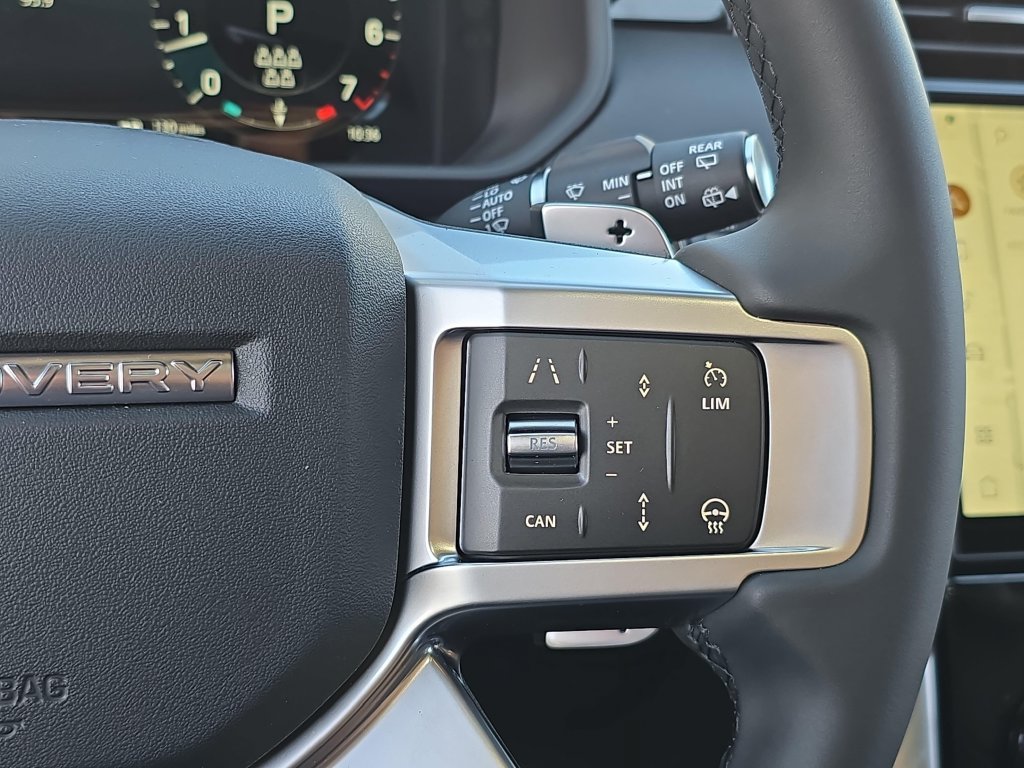 New 2026 Land Rover Discovery S AWD/4WD image 20
