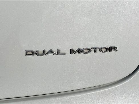 Used 2018 Tesla Model 3 Long Range image 29