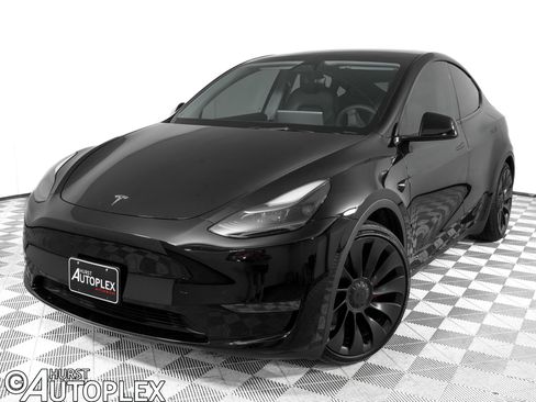 Used 2024 Tesla Model Y Performance AWD/4WD image 1