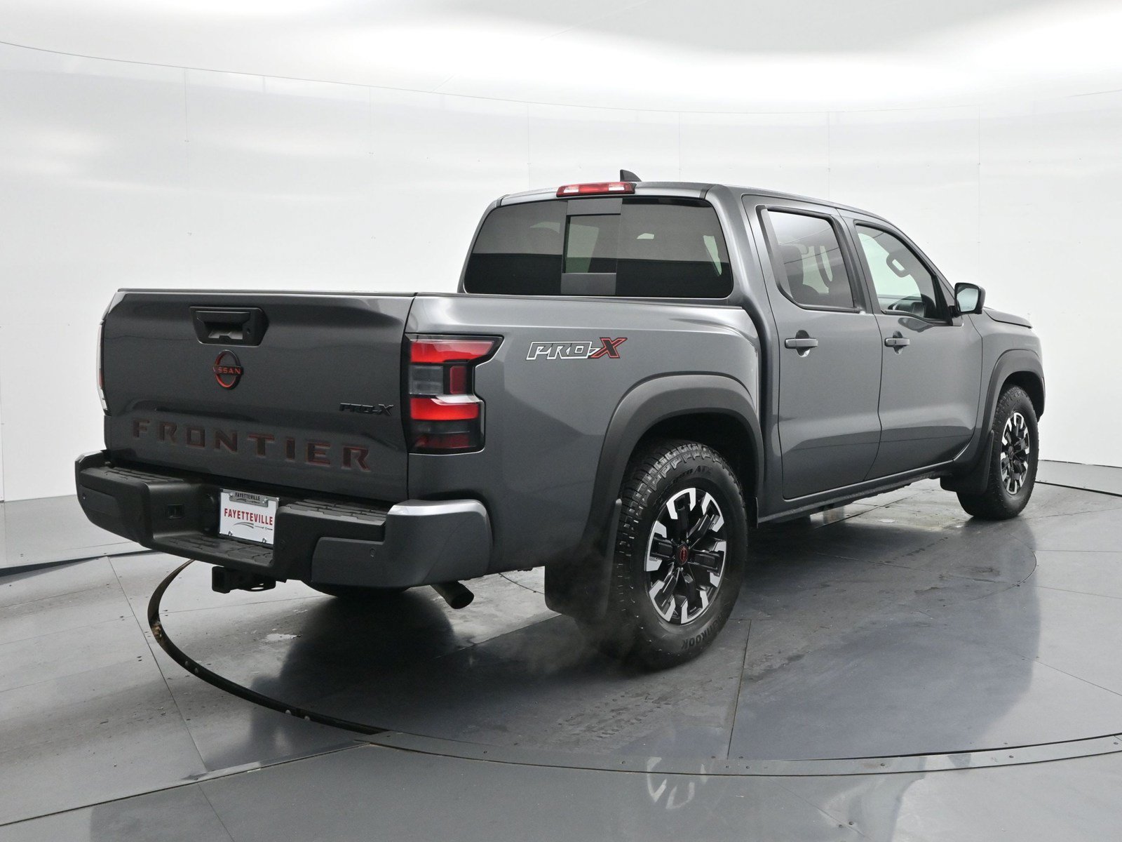 Used 2024 Nissan Frontier Pro-X w/ Pro Convenience Package RWD image 5