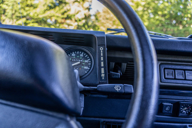 Used 1995 Land Rover Defender 90 AWD/4WD image 70