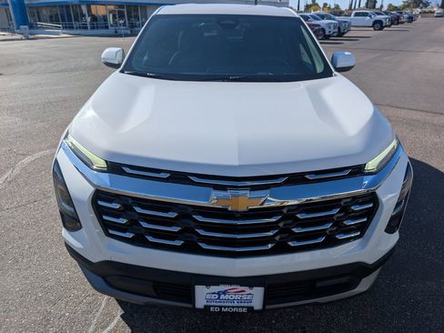 Used 2025 Chevrolet Equinox LT image 8