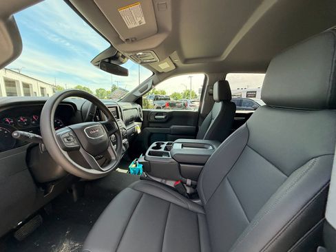 New 2026 GMC Sierra 1500 Pro w/ Graphite Edition AWD/4WD image 11
