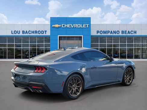 Used 2024 Ford Mustang GT Premium RWD image 3