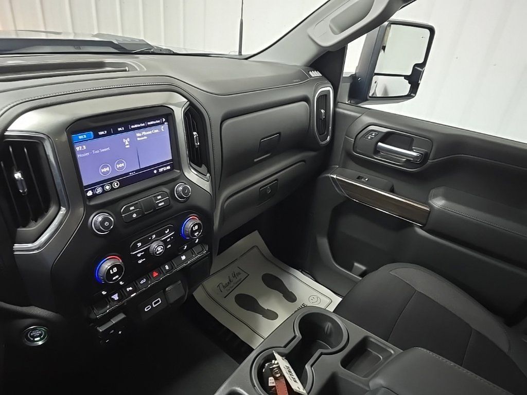 Used 2020 Chevrolet Silverado 2500 LT w/ All Star Edition AWD/4WD image 25