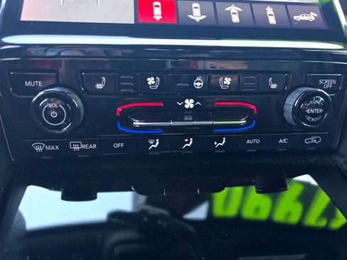 Certified 2024 Jeep Grand Cherokee L Limited w/ Luxury Tech Group II image 12