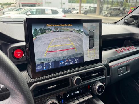 Used 2025 Toyota 4Runner TRD Pro AWD/4WD image 31
