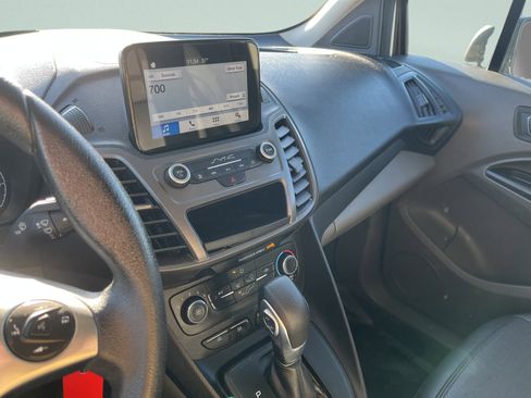 Used 2019 Ford Transit Connect XL image 10