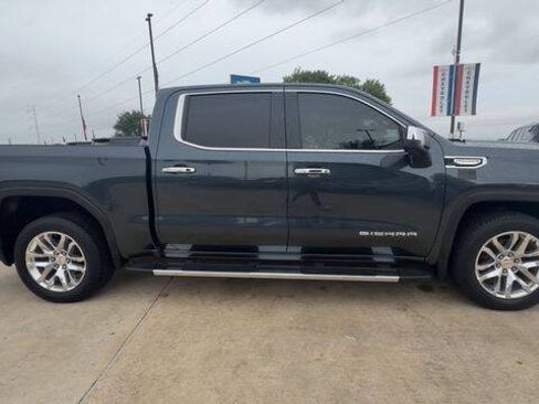 Used 2020 GMC Sierra 1500 SLT RWD image 9