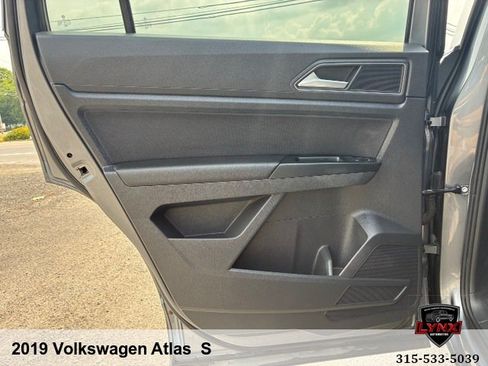 Used 2019 Volkswagen Atlas S w/ Towing Package AWD/4WD image 25