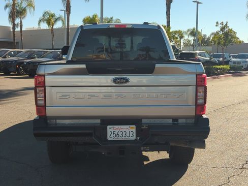 Used 2022 Ford F250 Lariat w/ Lariat Ultimate Package image 9