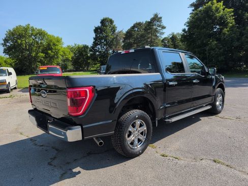 Used 2022 Ford F150 XLT w/ XTR Package AWD/4WD image 4