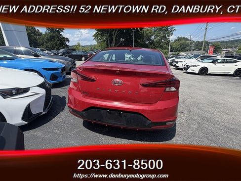 Used 2020 Hyundai Elantra Value Edition w/ Winter Weather Package FWD image 4