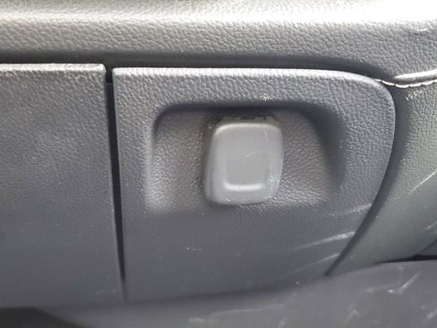 Used 2015 GMC Sierra 1500 SLE image 21