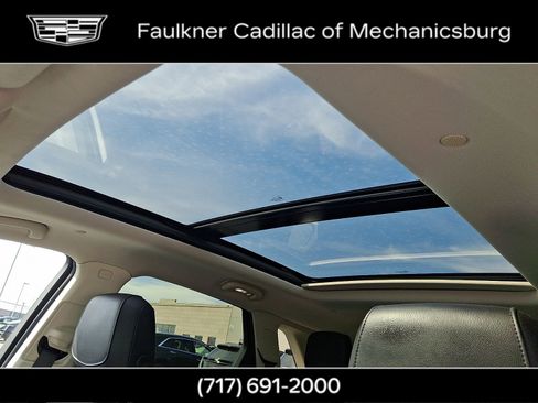 Used 2017 Cadillac XT5 Premium Luxury image 14