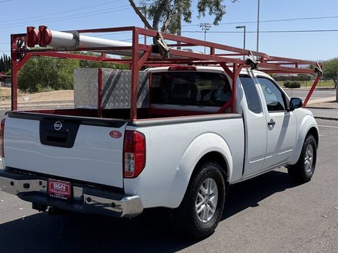 Used 2019 Nissan Frontier SV w/ Value Truck Package RWD image 5